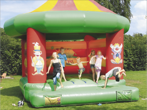 Springkussen Sportveld Camping Zonnekamp